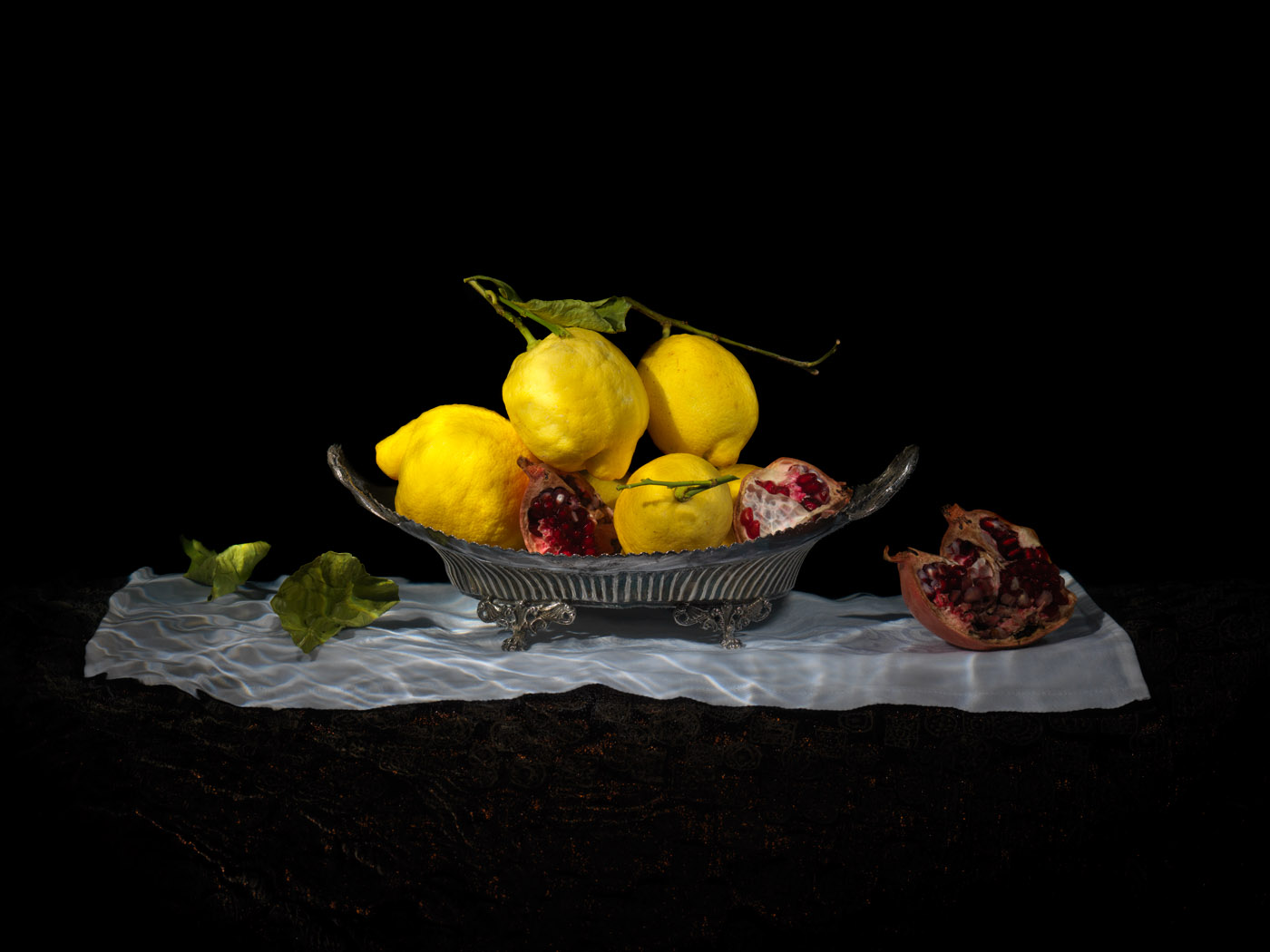 Подводный натюрморт с лимонами и гранатом. Из серии "Vanitas." - 1, Александр Джеймс Гамильтон, Купить картину Авторская техника